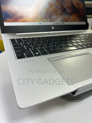 Laptop HP EliteBook 850 8GB Intel Core i5 SSD 256GB