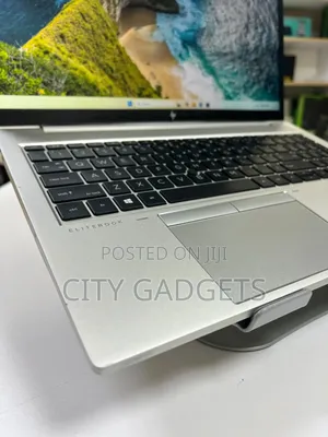 Laptop HP EliteBook 850 8GB Intel Core i5 SSD 256GB