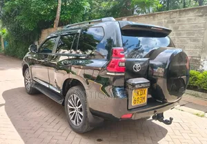 Toyota Land Cruiser 2016