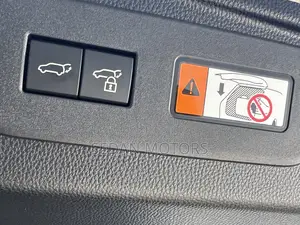 Toyota Land Cruiser Prado 2023 Gold