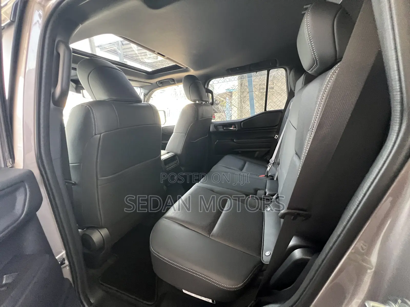 Toyota Land Cruiser Prado 2023 Gold