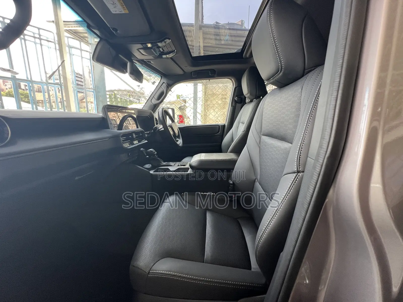 Toyota Land Cruiser Prado 2023 Gold
