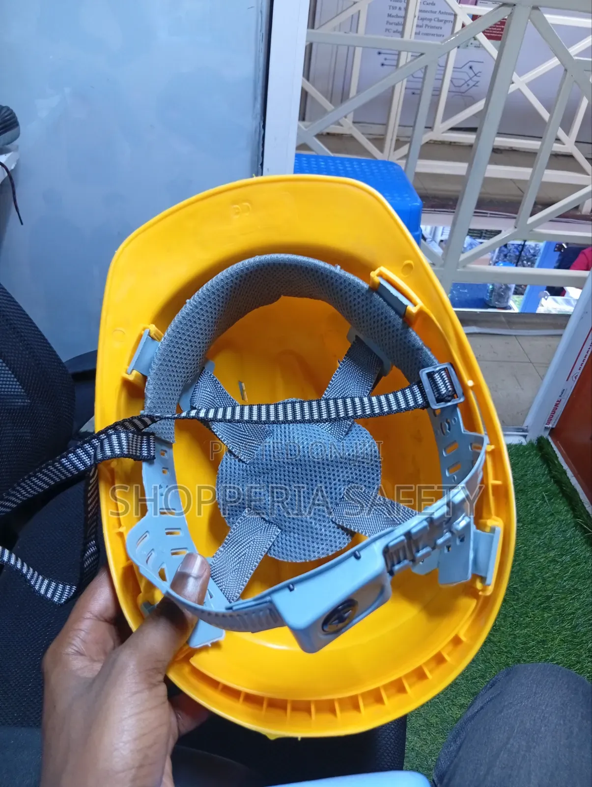 Heavy Duty Helmet