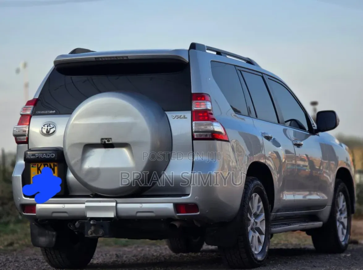 Toyota Land Cruiser Prado 2016 Blue