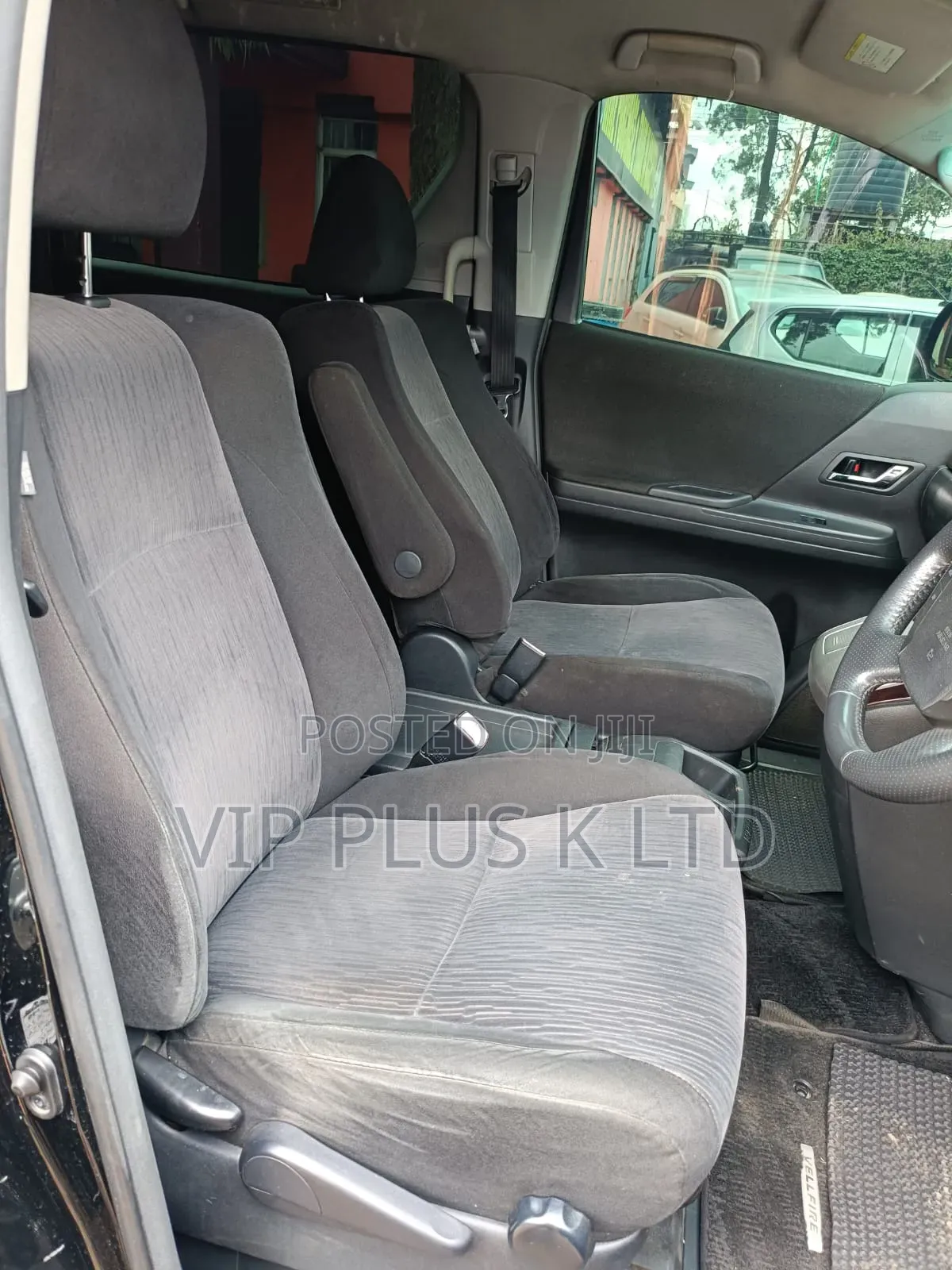 Toyota Alphard 2.4 Petrol FWD 2012 Black