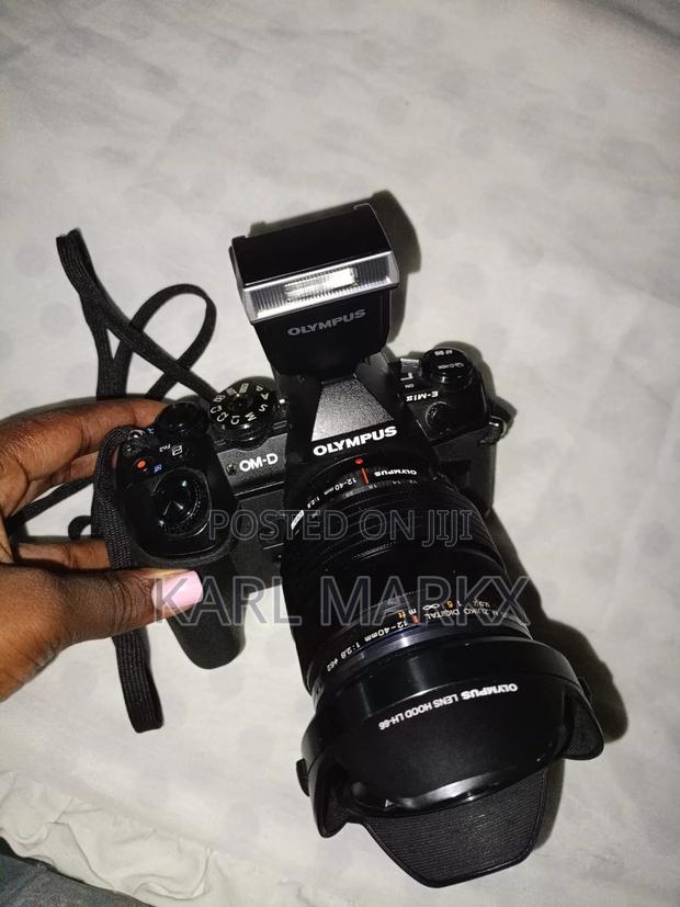 Olympus Om-D E-M1 Mark Ii - thumbnail 3