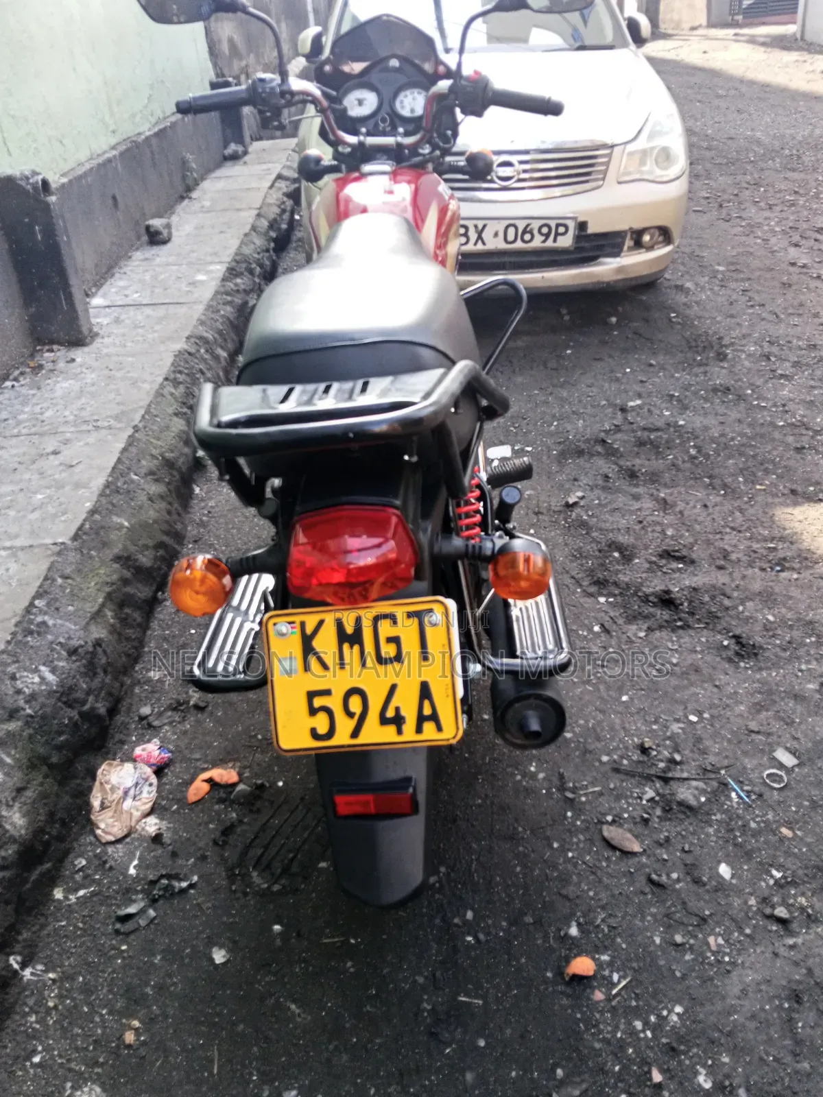 New TVS HLX Plus ES 2026 Red