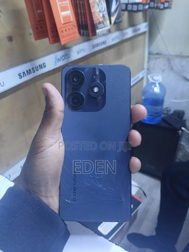 Tecno Spark 10 128 GB Blue