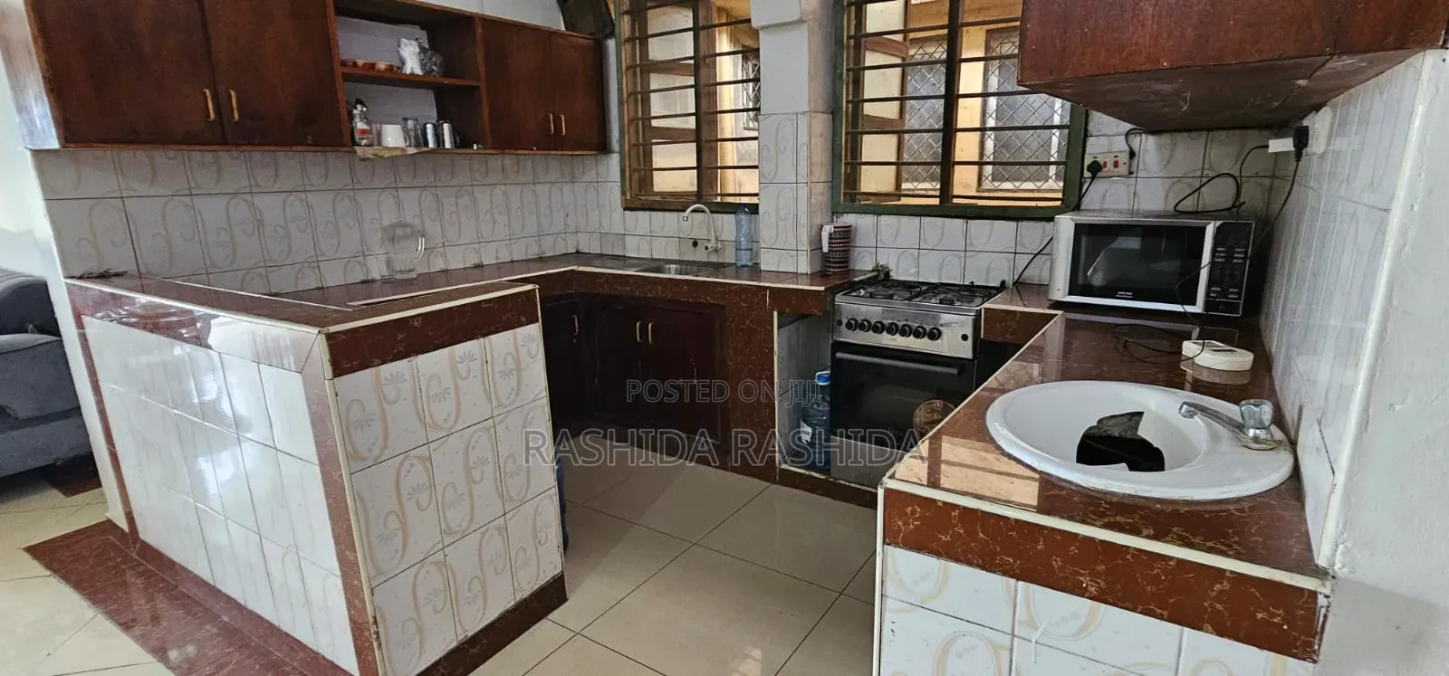 3bdrm Apartment in Bamburi Near Jcc, Mtambo for sale