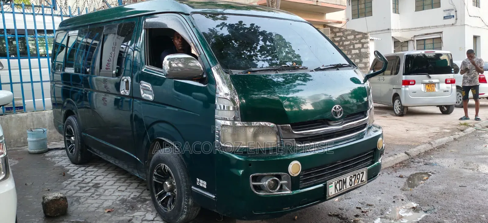 Toyota HiAce 2012 Green