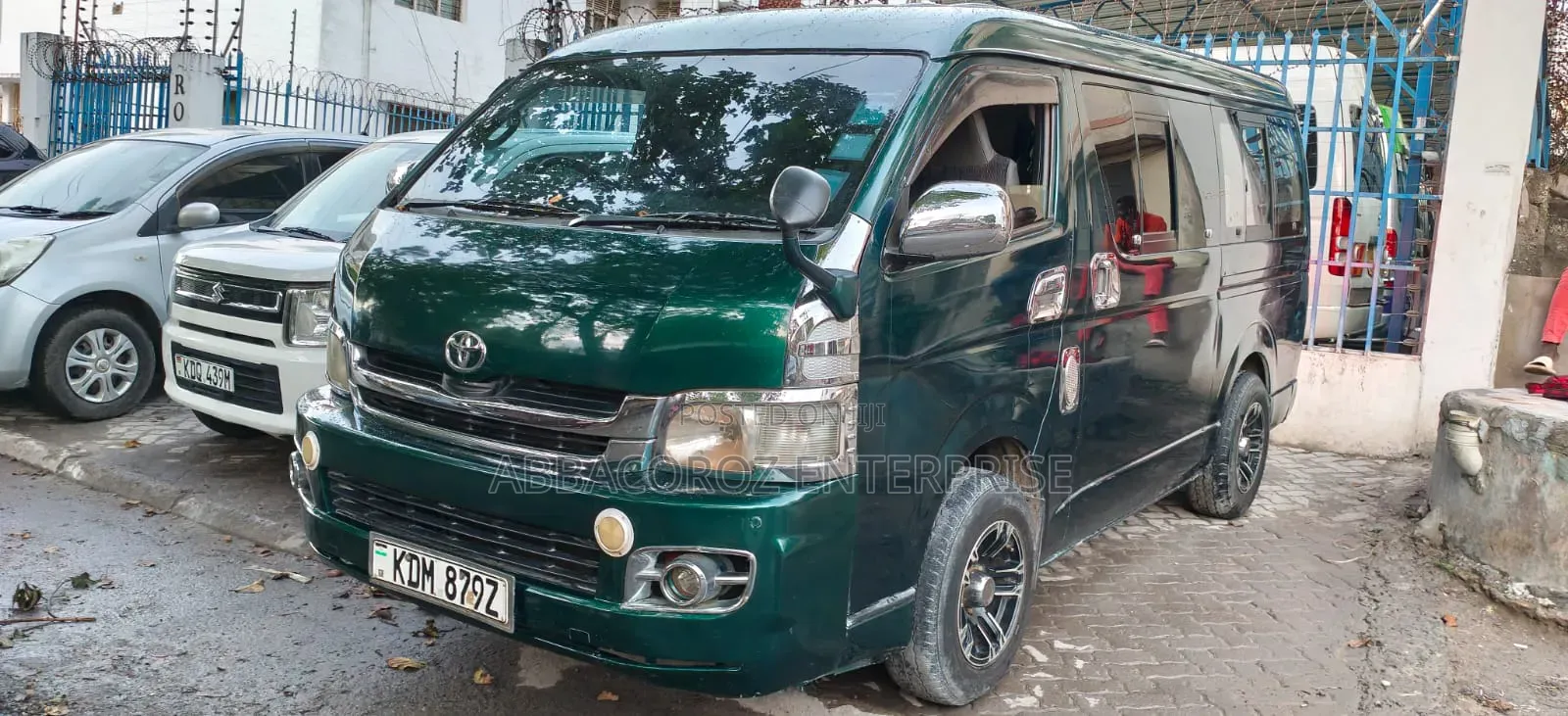Toyota HiAce 2012 Green