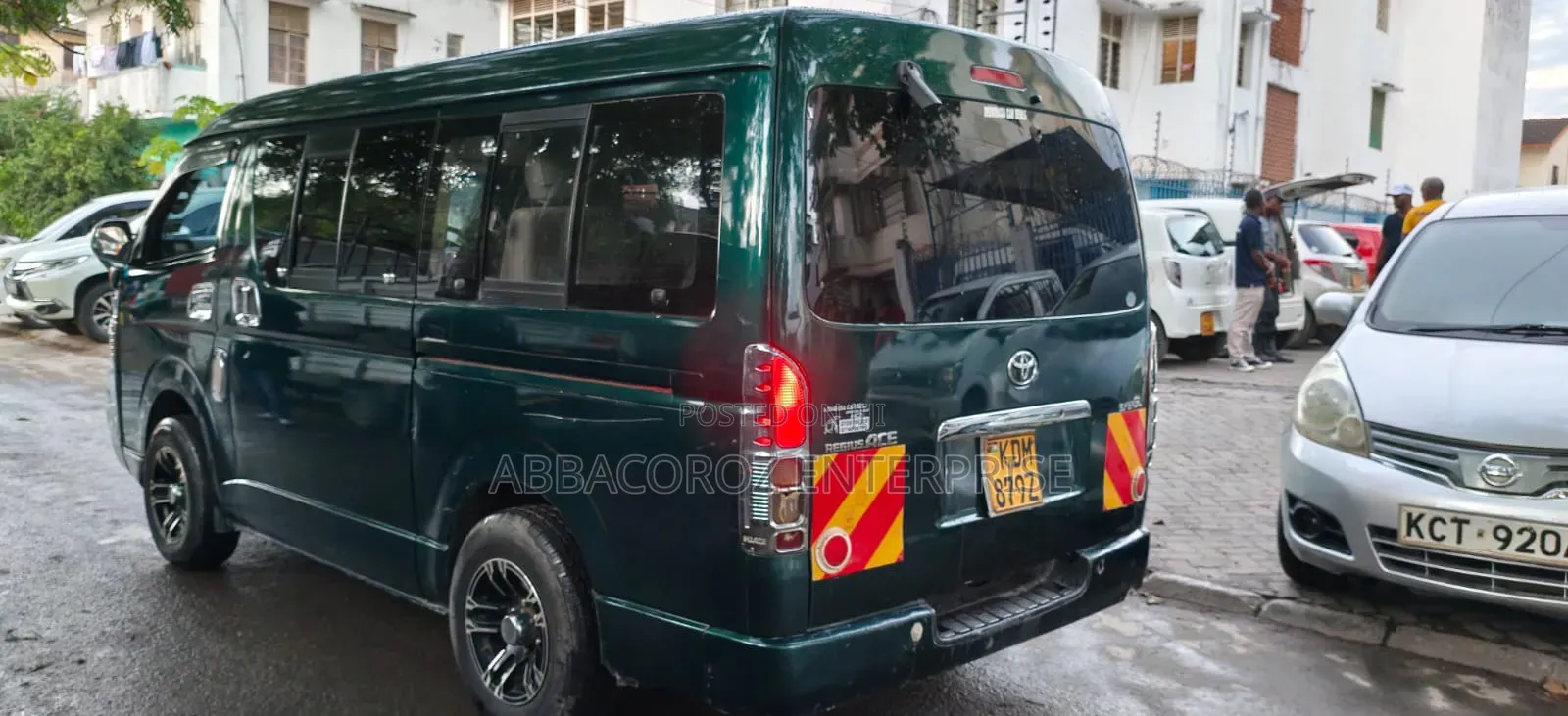 Toyota HiAce 2012 Green
