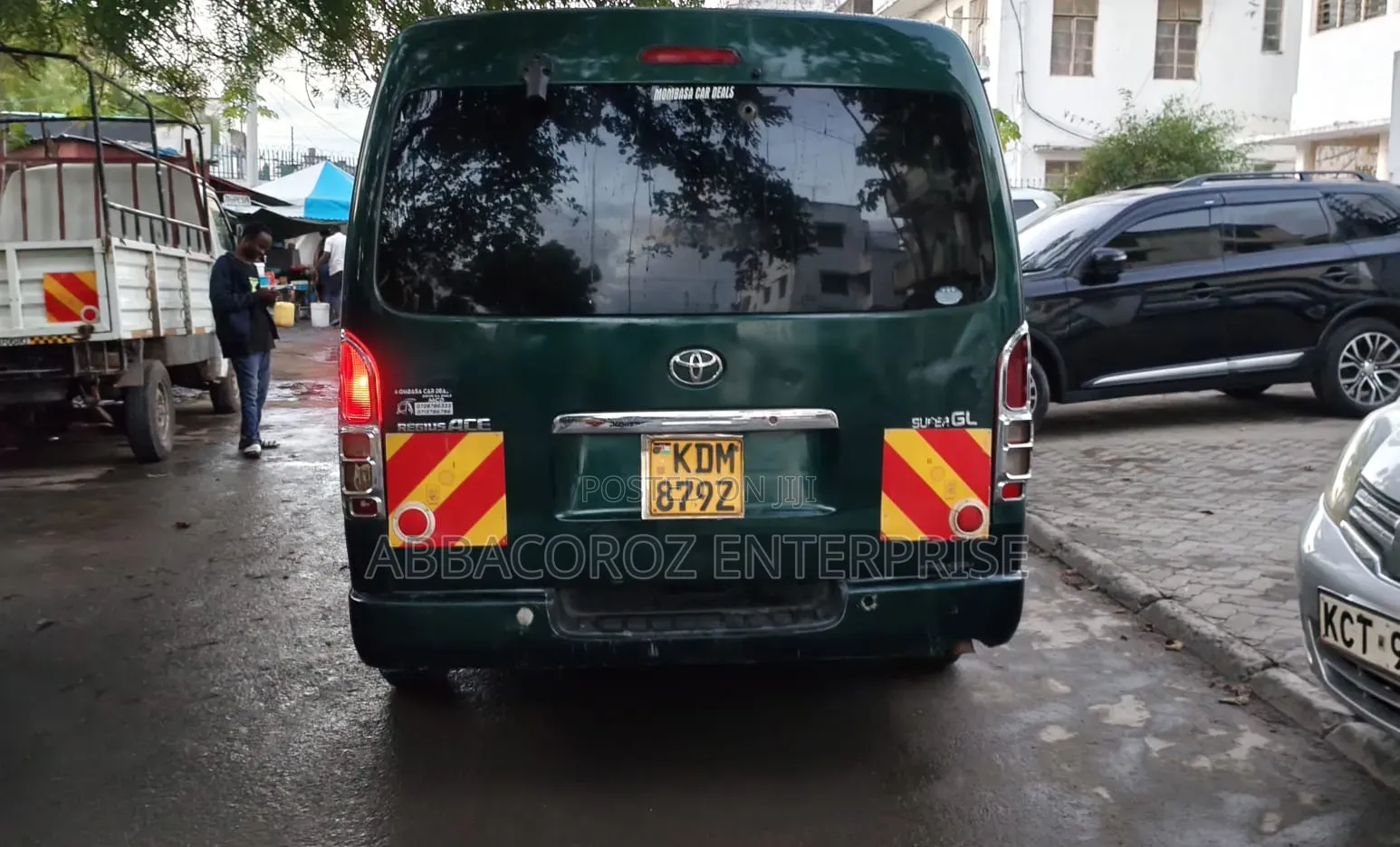 Toyota HiAce 2012 Green