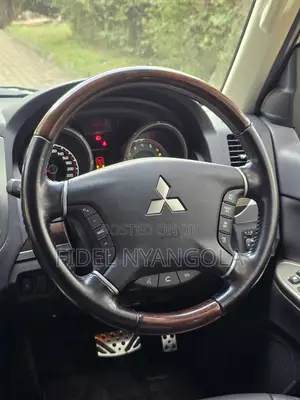 Mitsubishi Pajero Exceed 2019 White