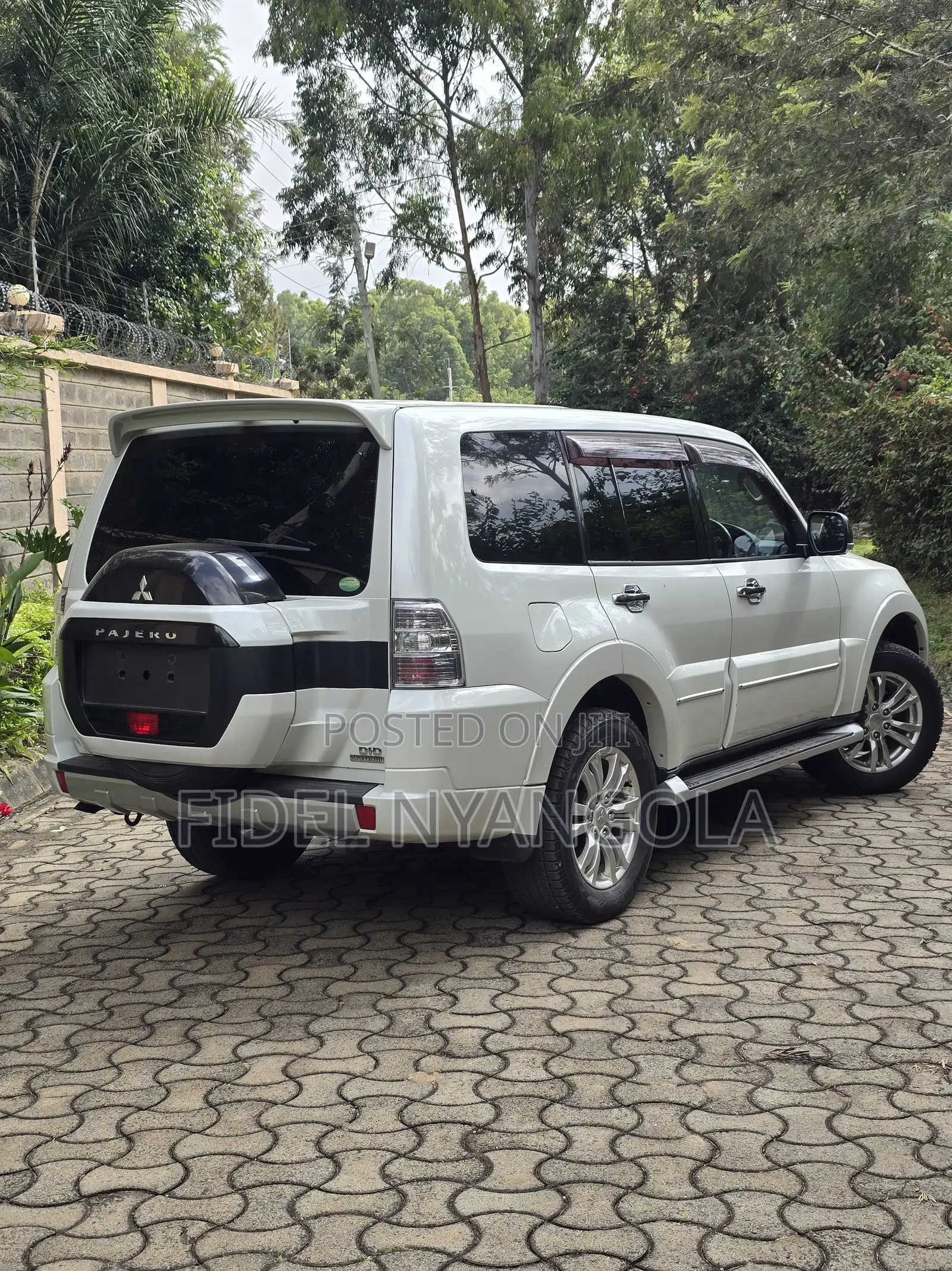 Mitsubishi Pajero Exceed 2019 White