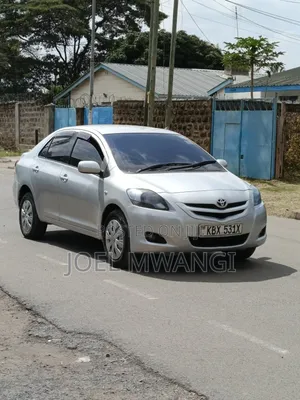 Toyota Belta 2006 Silver