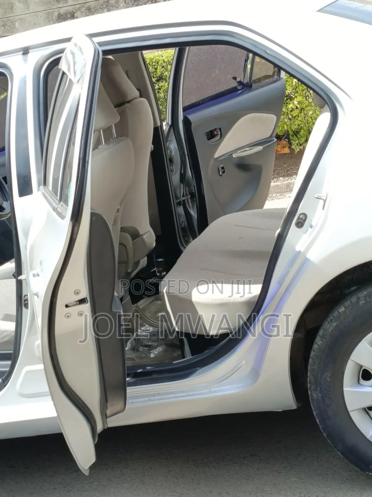 Toyota Belta 2006 Silver