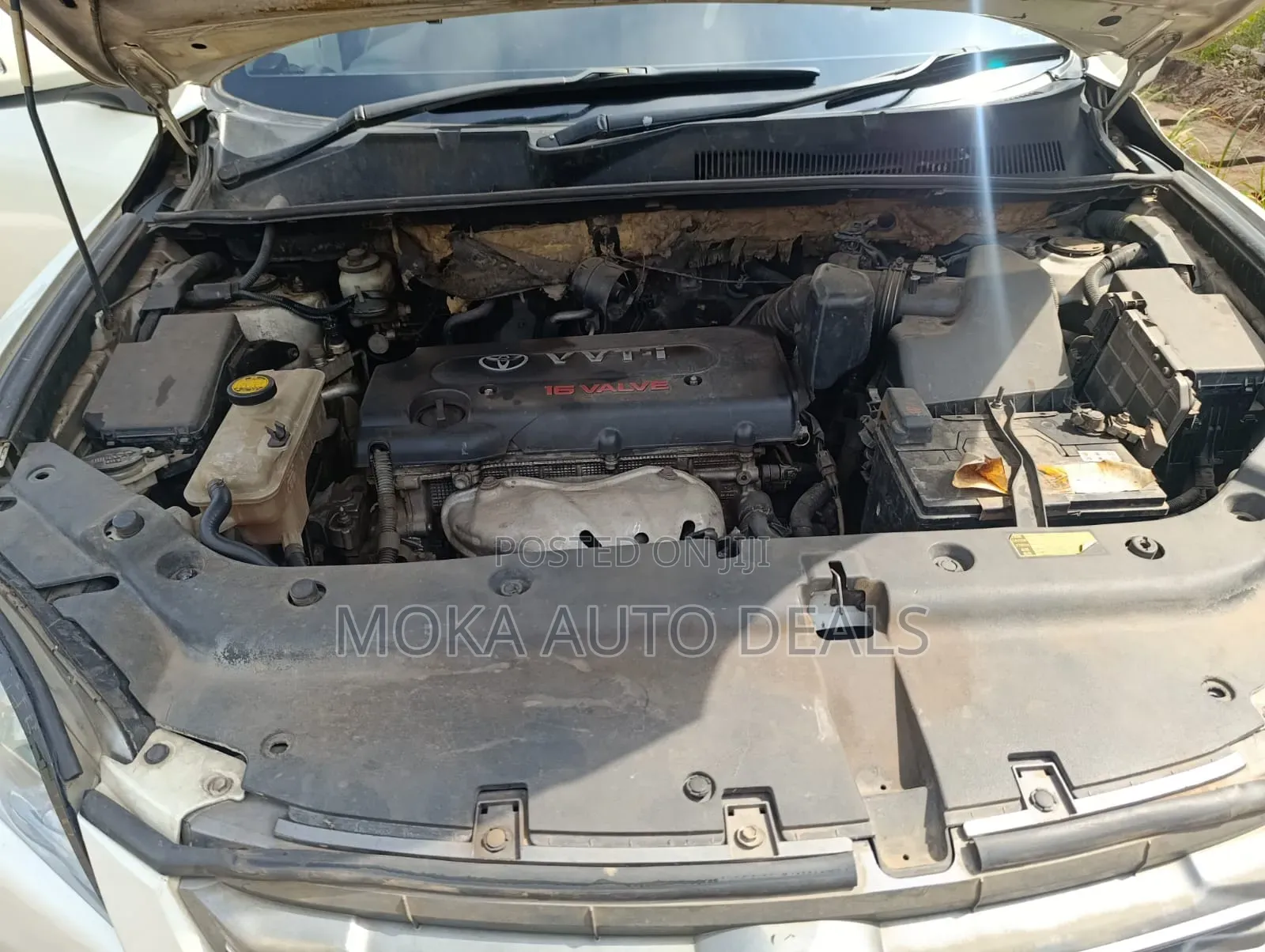 Toyota Vanguard 2010 White