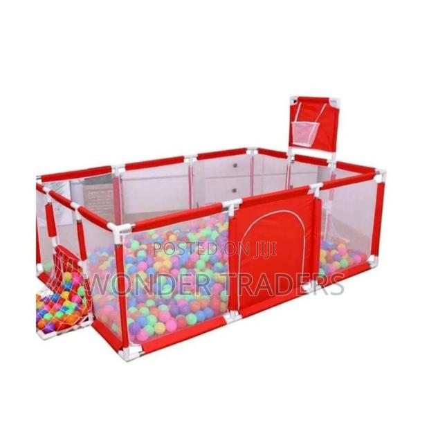 *Playpen*
Children Play Fence 
30 Balls - thumbnail 2