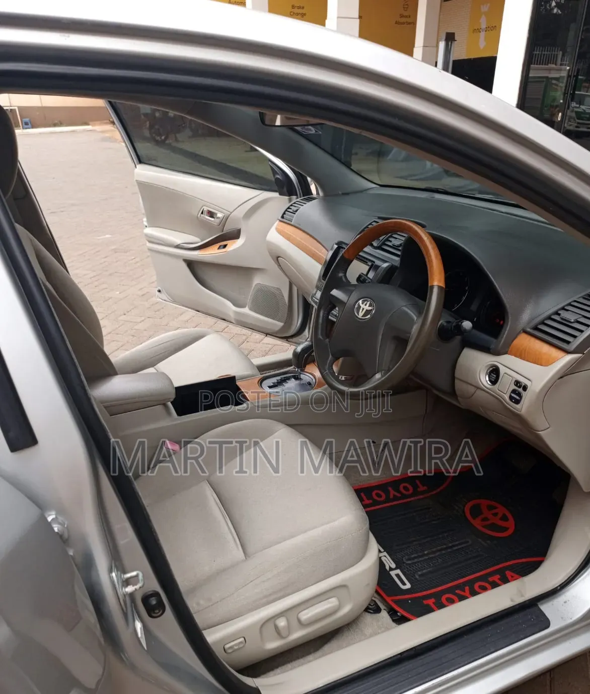 Toyota Premio 2010 Silver