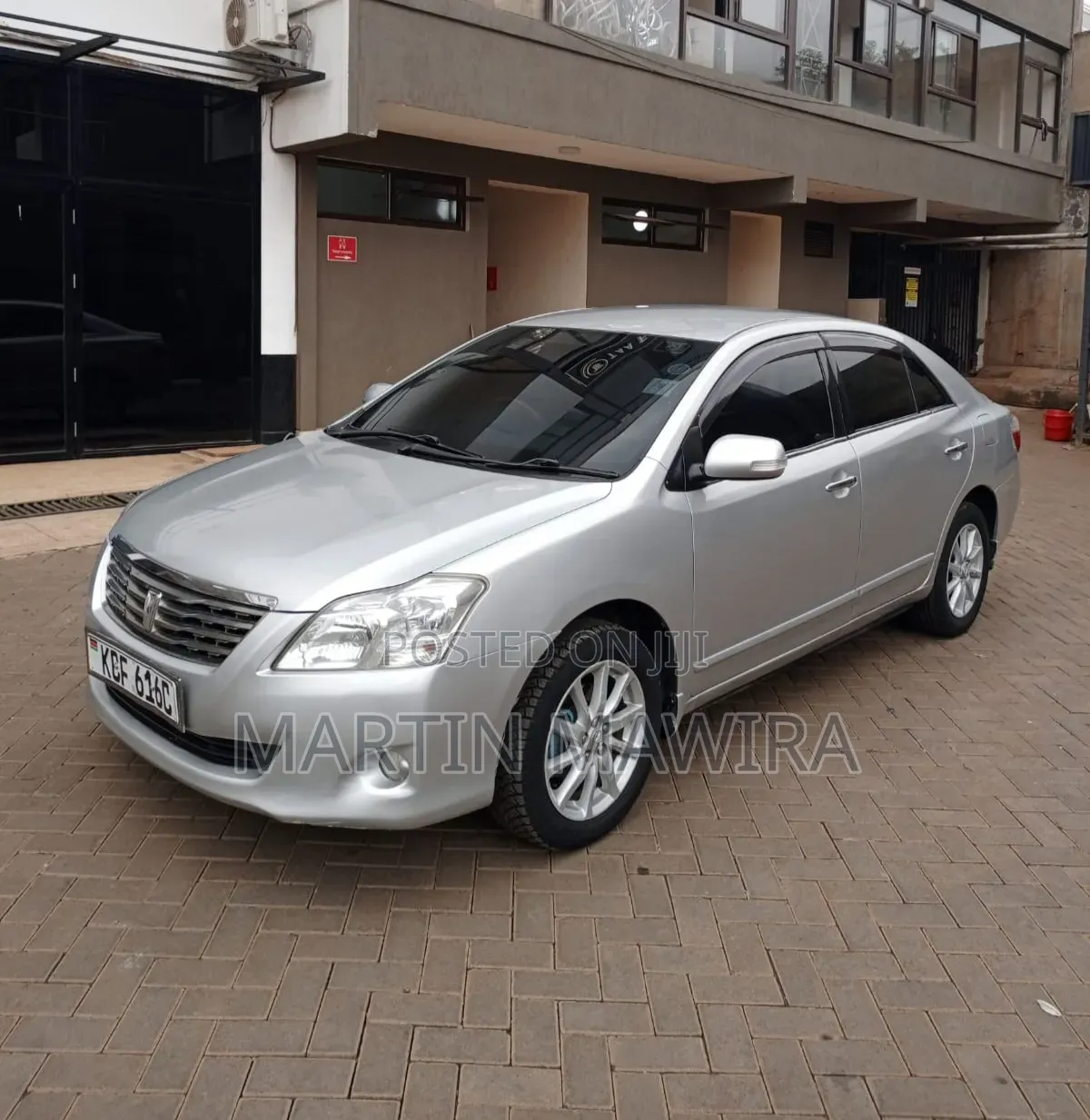 Toyota Premio 2010 Silver