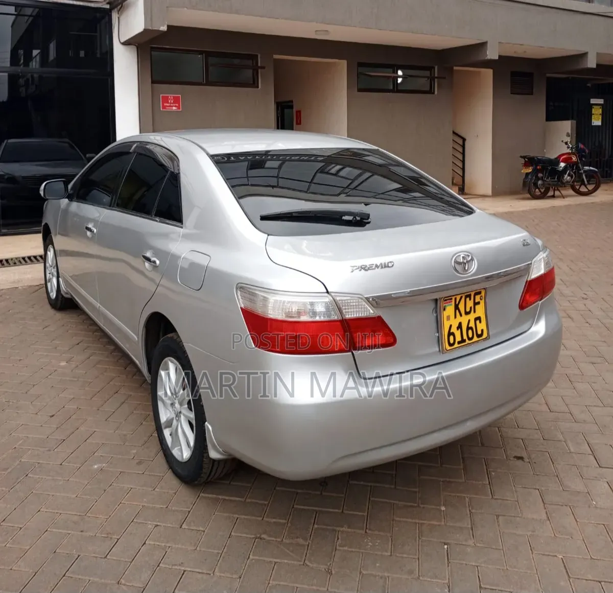 Toyota Premio 2010 Silver