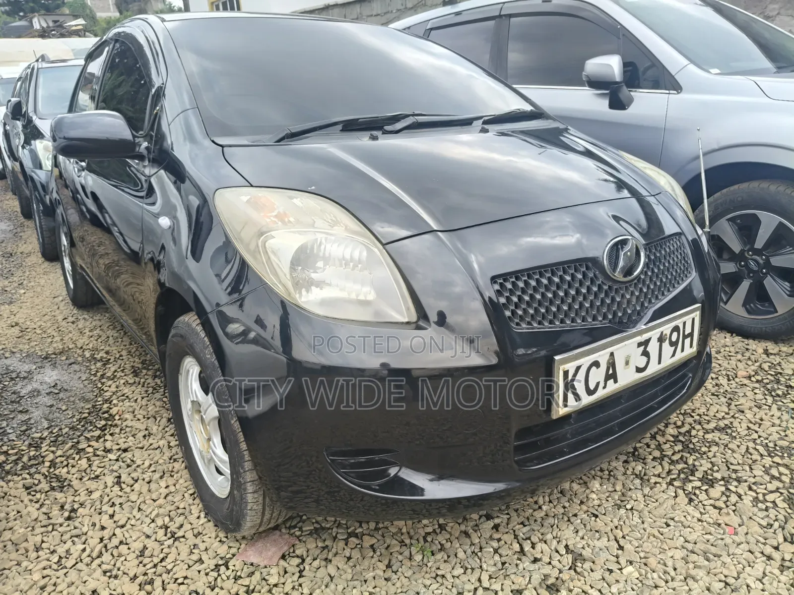 Toyota Vitz 2007 Black