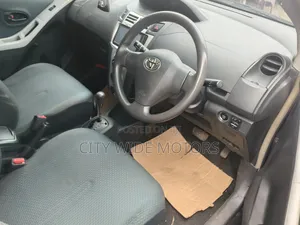 Toyota Vitz 2007 Black