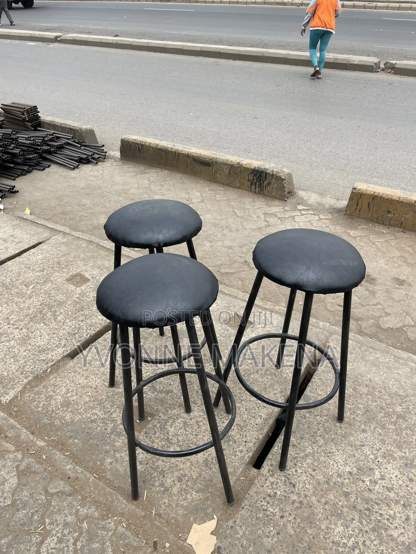 Black Sponch Stools