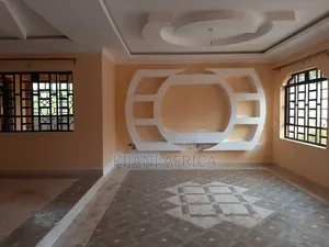 3bdrm Bungalow in Kenyatta Road / Theta  for rent