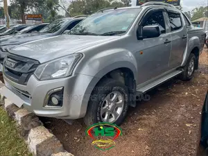 Isuzu D-MAX 2020 Silver