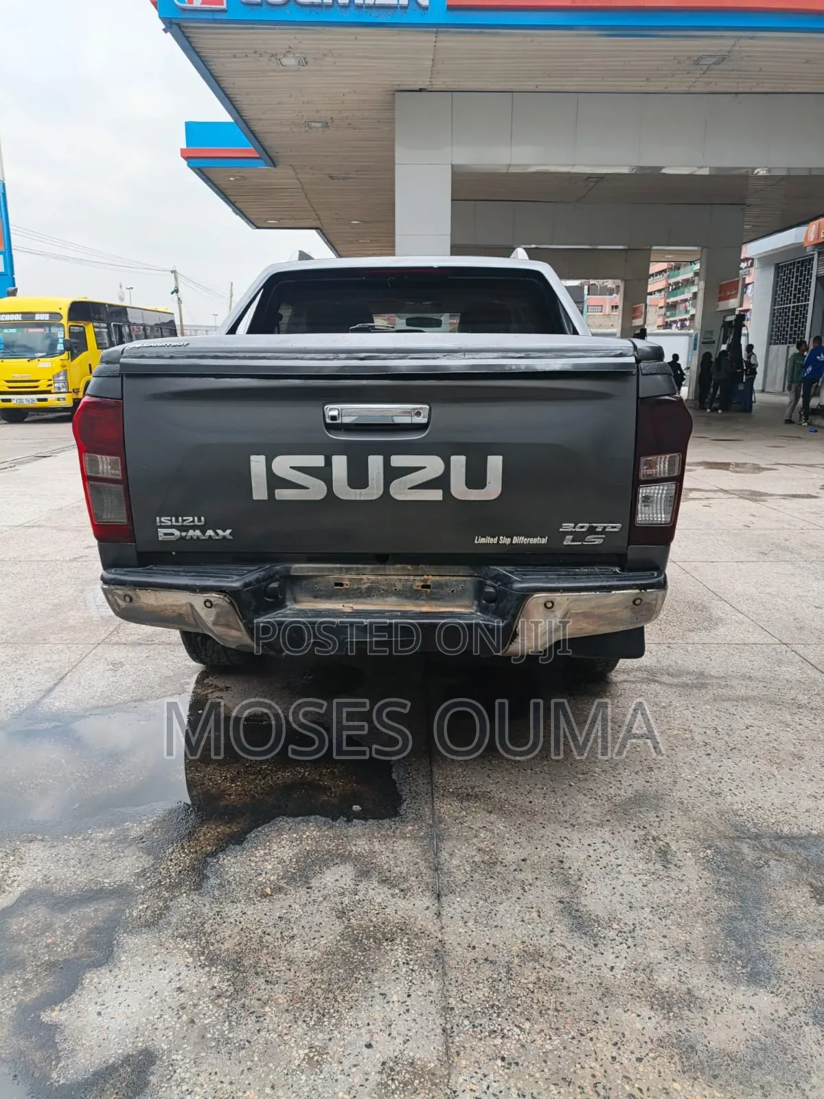 Isuzu D-MAX 2023 Gray