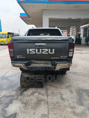 Isuzu D-MAX 2023 Gray