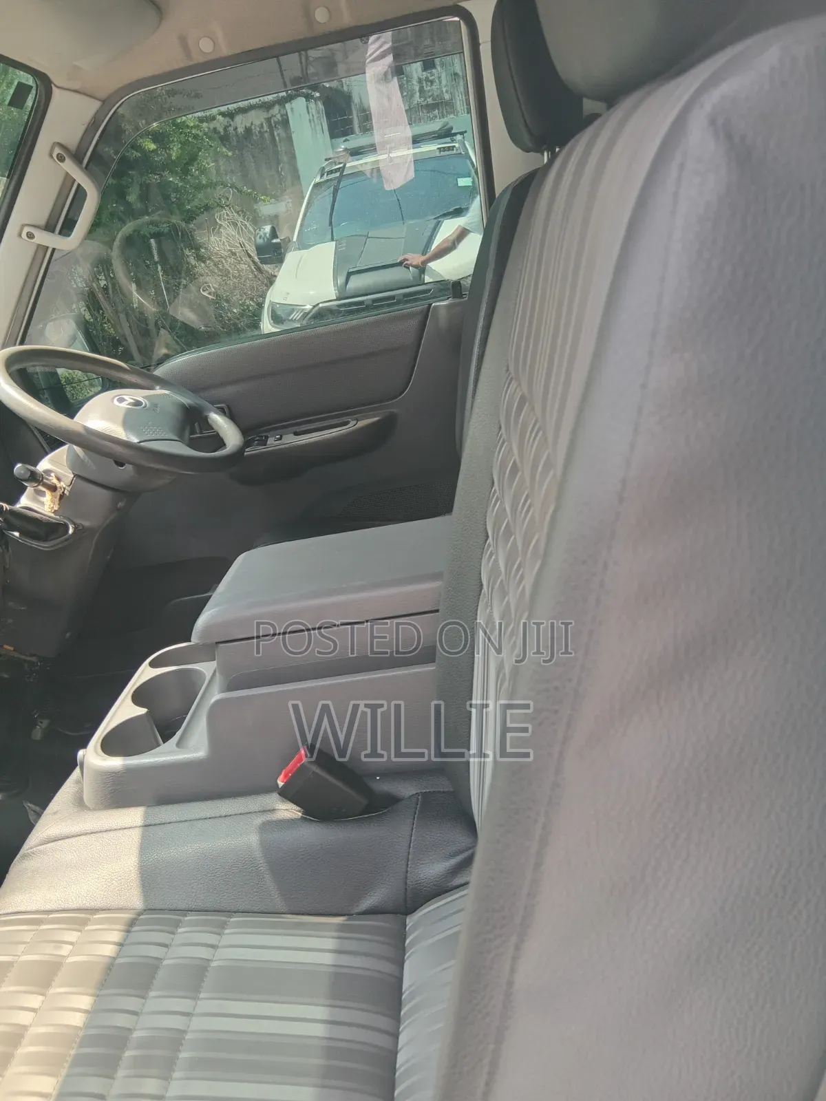 Mazda Bongo 2018 White