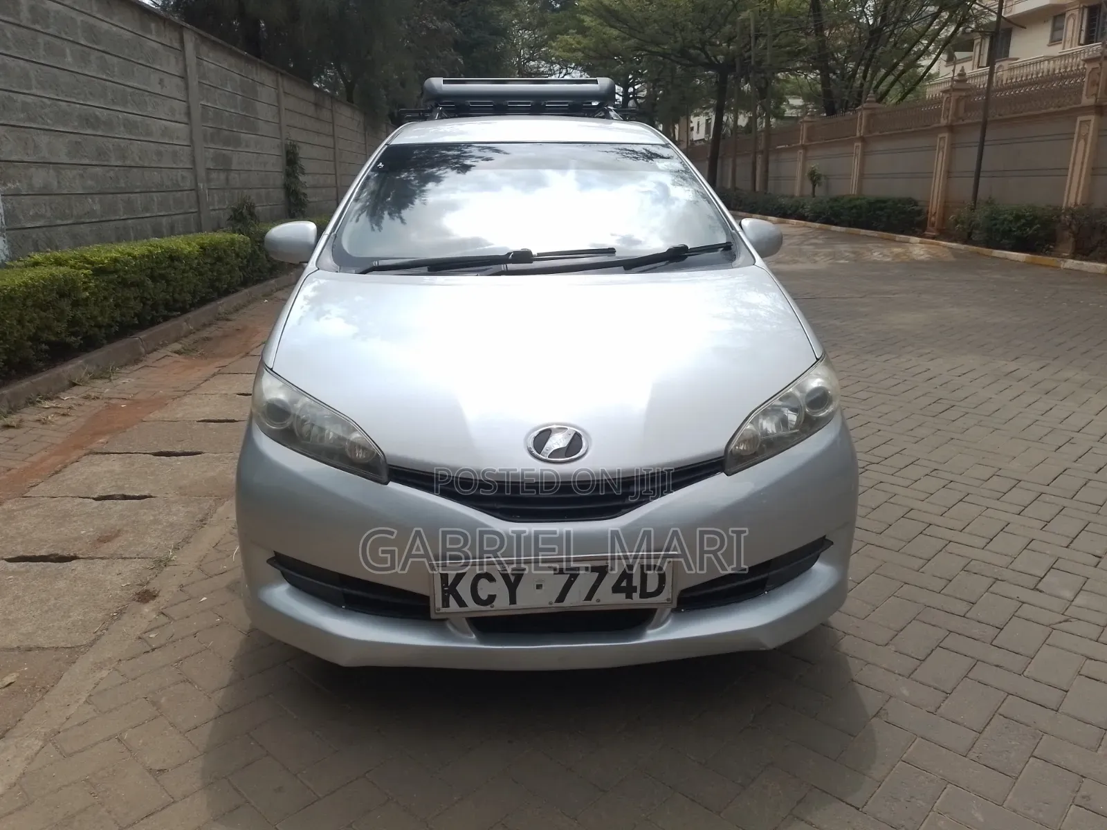 Toyota Wish 2011 Silver