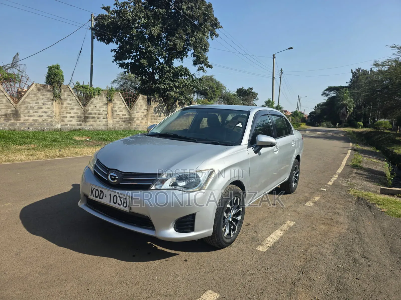 Toyota Axio 2015 Silver