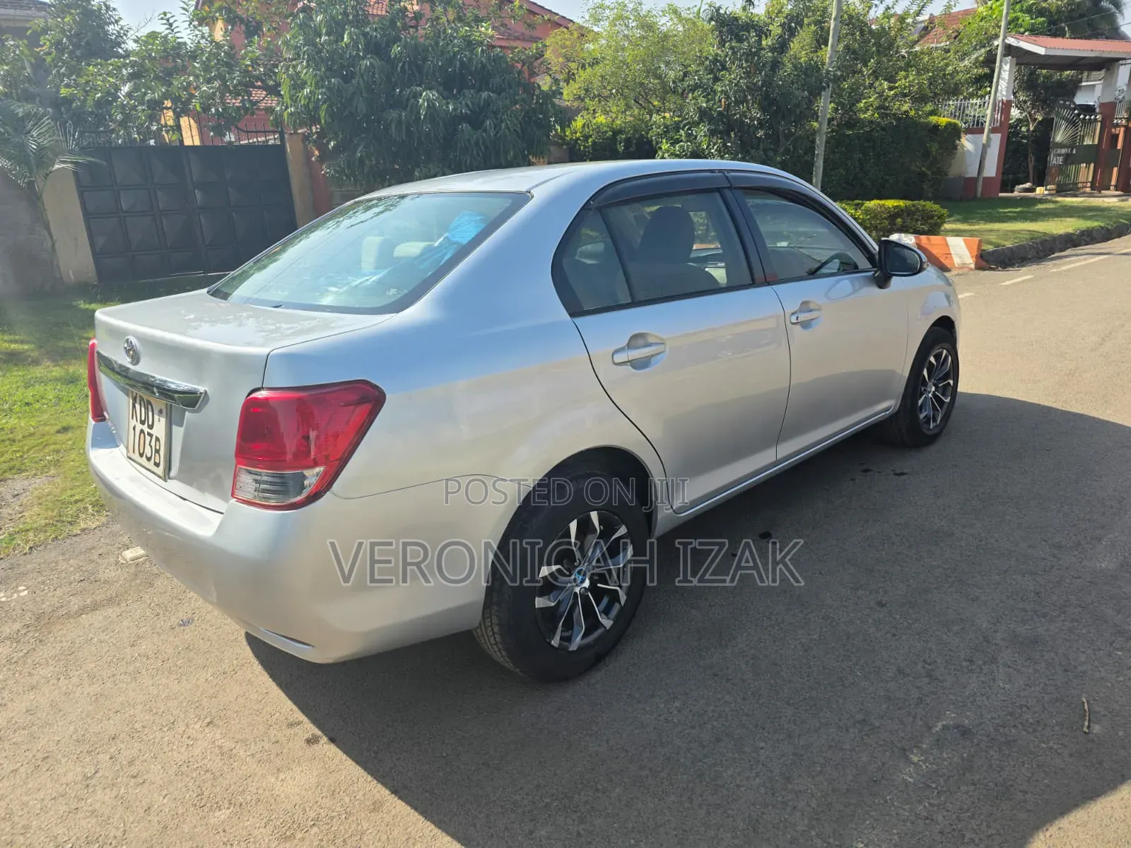 Toyota Axio 2015 Silver