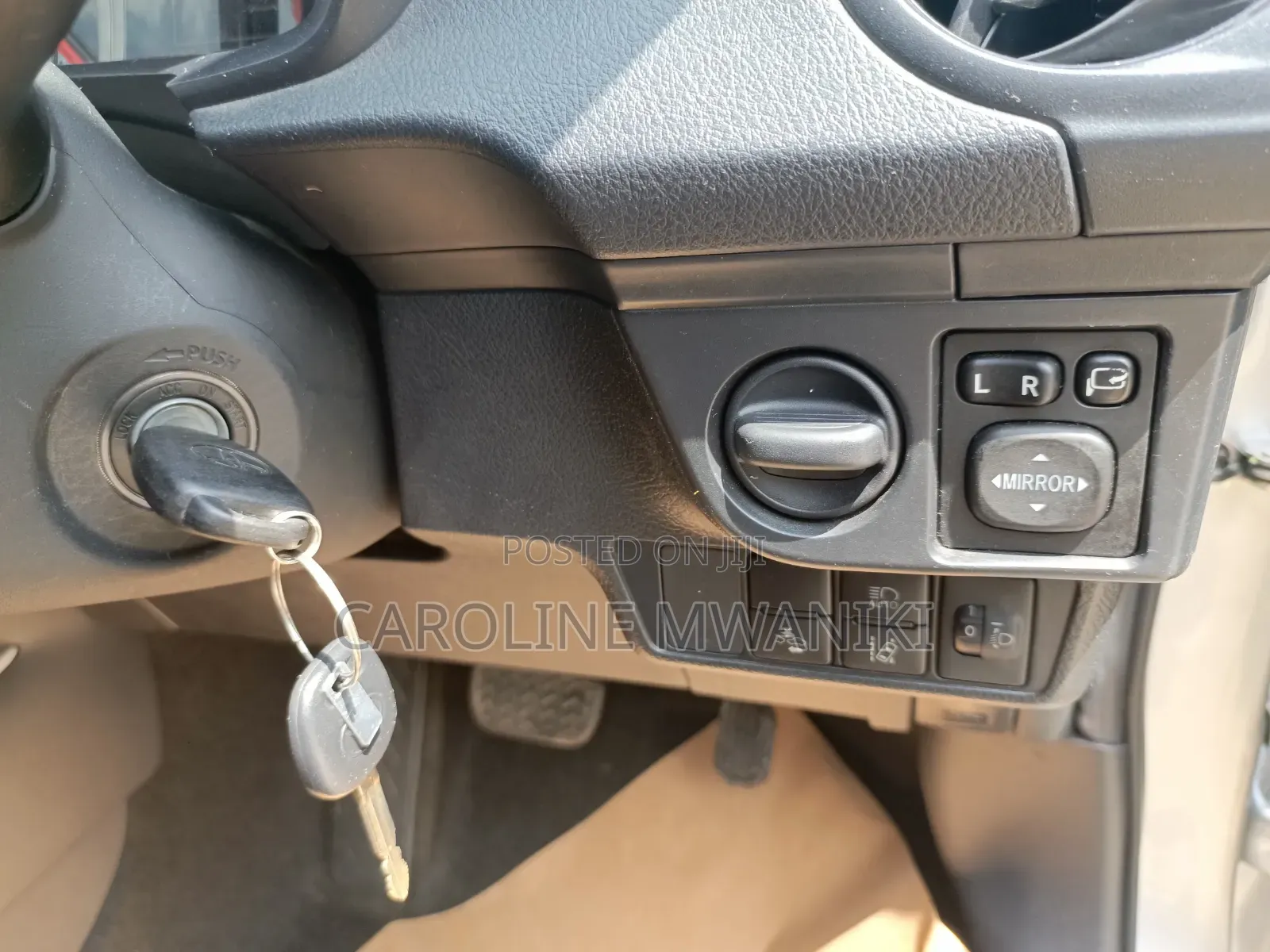 Toyota Corolla Fielder 2019 Silver