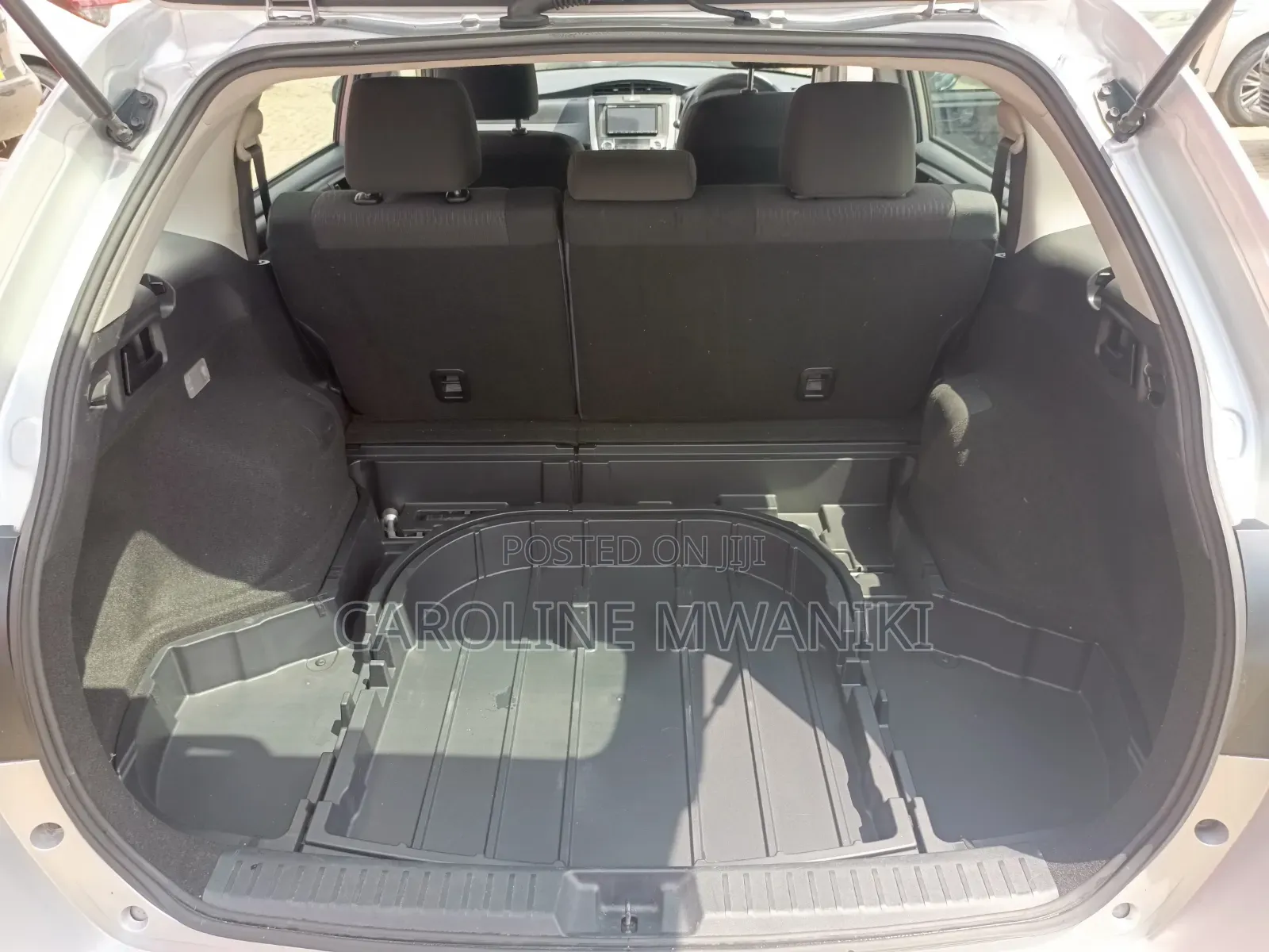 Toyota Corolla Fielder 2019 Silver
