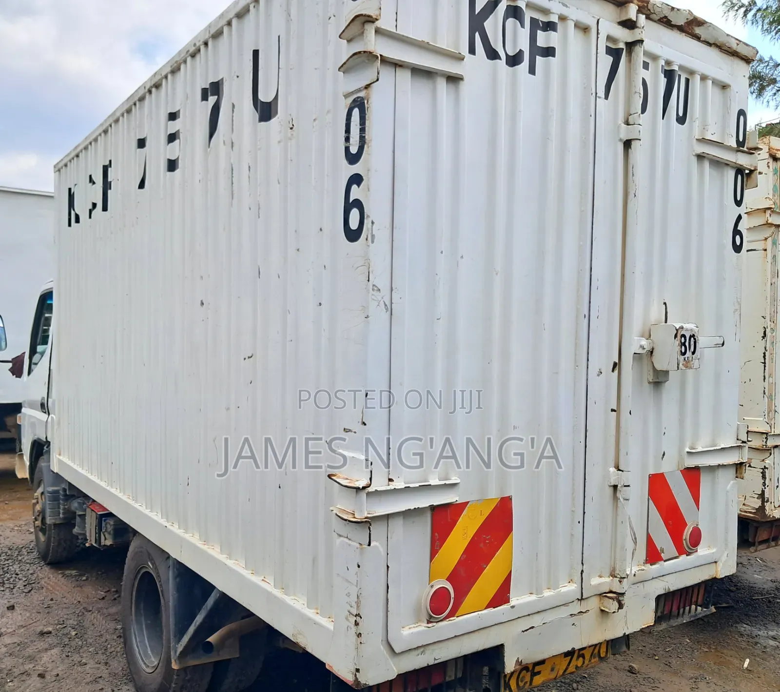 Mitsubishi Canter Short Chase