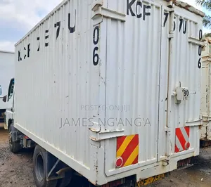 Mitsubishi Canter Short Chase