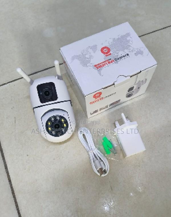 Wall Mounted V380 CCTV Bulb Camera