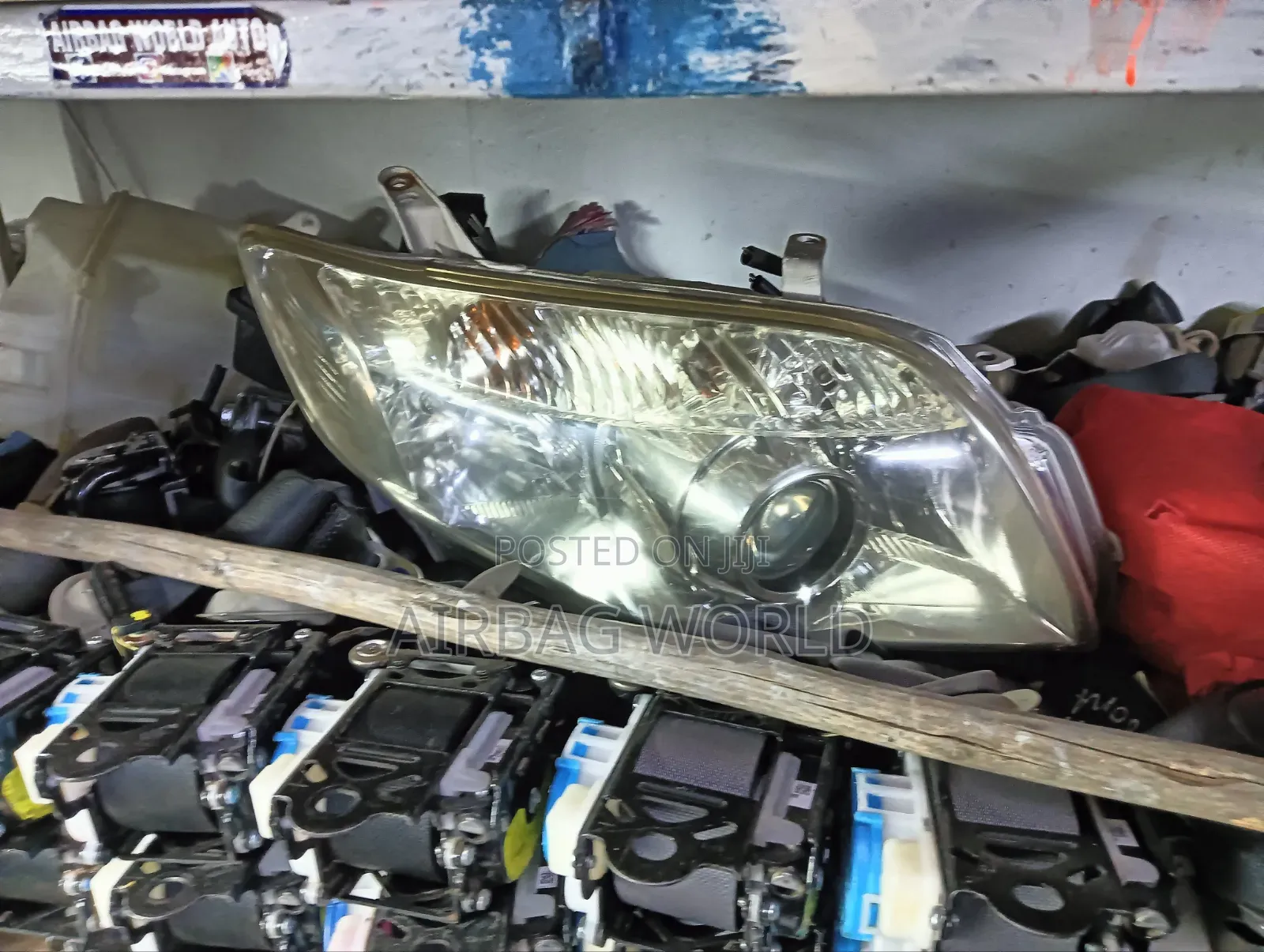 Headlight Fielder 141 Zenon