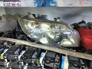 Headlight Fielder 141 Zenon