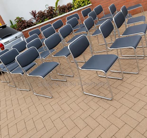 Cantilever Chairs - thumbnail 2