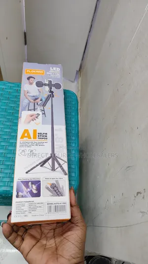 Professional Ai Face Truck Tripod Stand