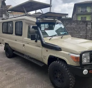 Toyota Land Cruiser 2008 Beige