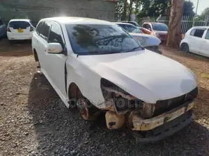 Subaru Legacy 2009 White
