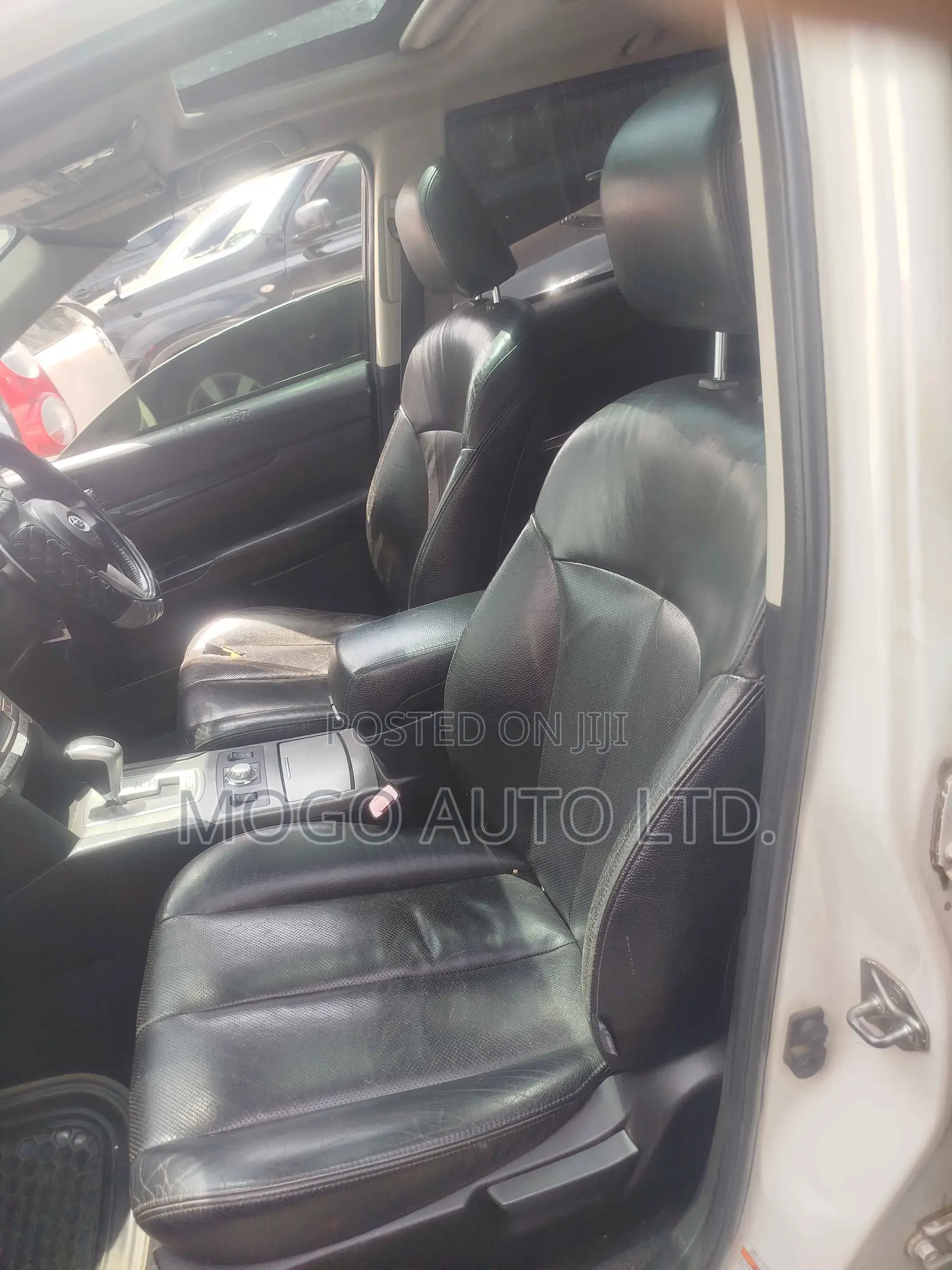 Subaru Legacy 2009 White