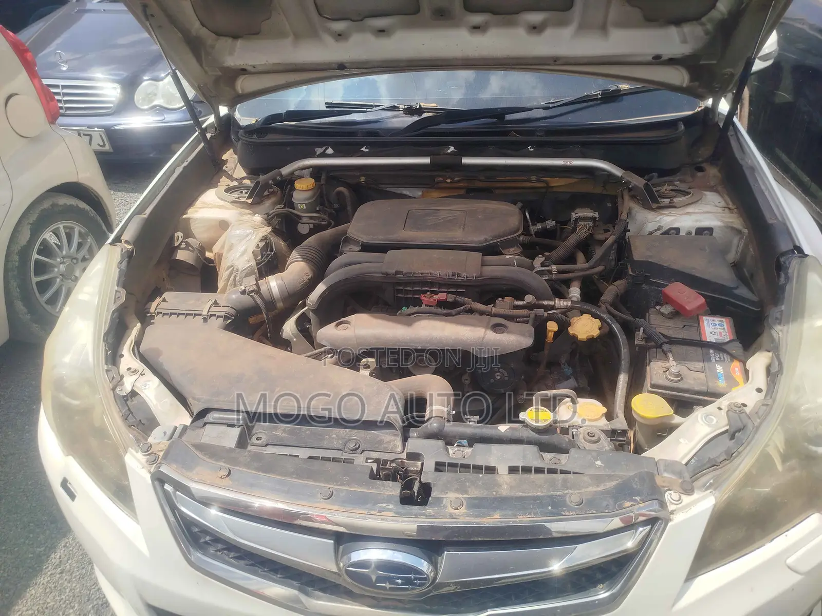 Subaru Legacy 2009 White